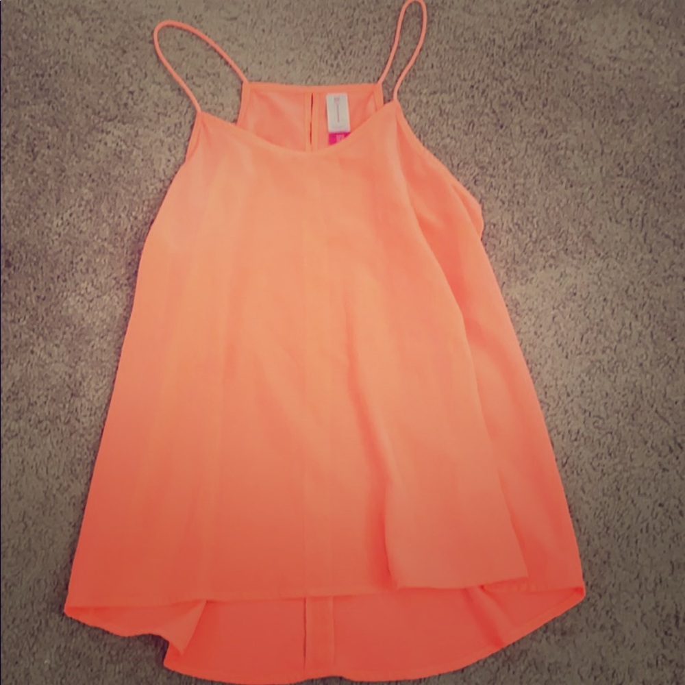XS No boundaries tank top 🍊